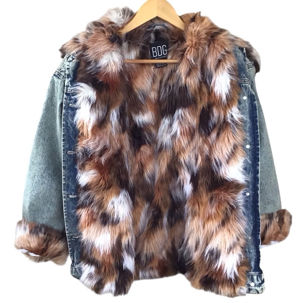 BDG Urban Outfitters Faux Fur Lined Denim Trucker Jacket Women’s Size XS… - Picture 10 of 12
